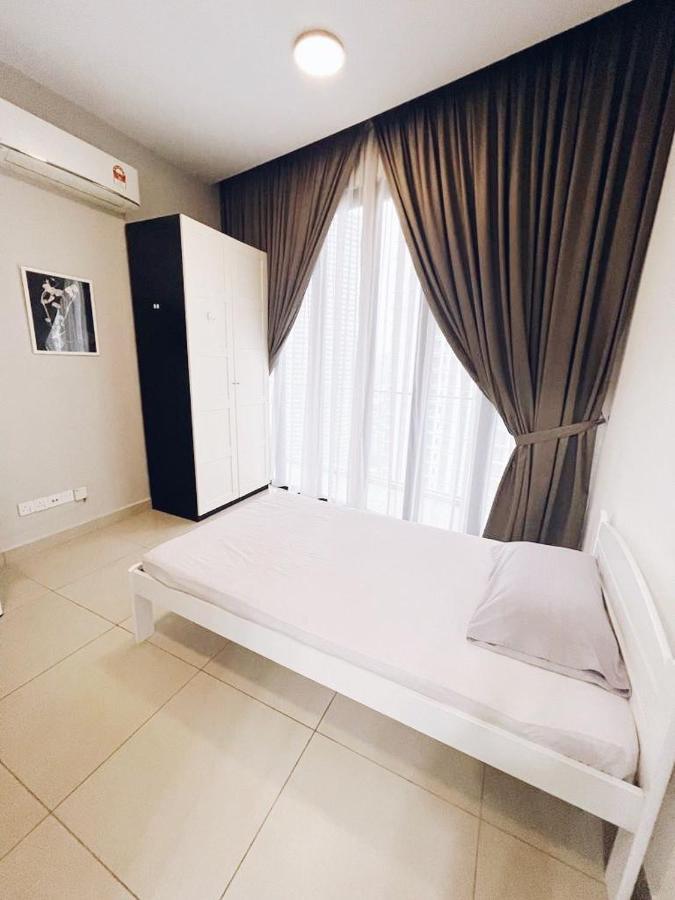 Pangsapuri Promo Connected Train 4 Bedroom Above Mall 20