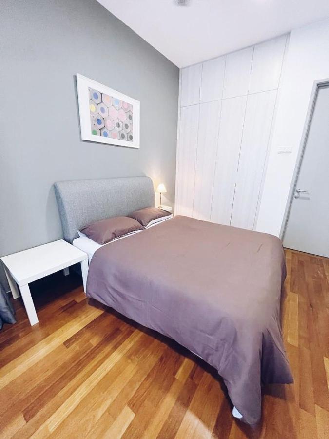 Promo Connected Train 4 Bedroom Above Mall 20 Kuala Lumpur